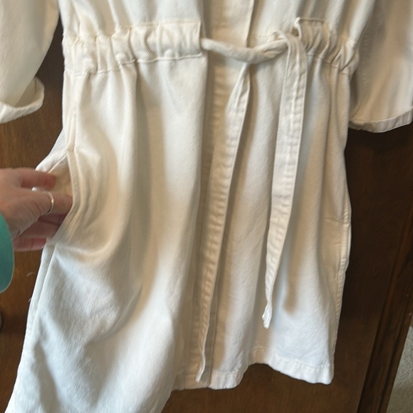 LEVI AINSLEY SHIRT DRESS FLATTERING ADJUSTABLE TIE WAIST SIZE S - Picture 4 of 12